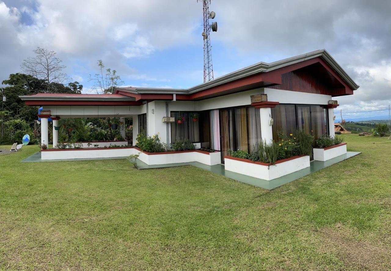 Las Pavitas Cottages La Fortuna Exterior foto